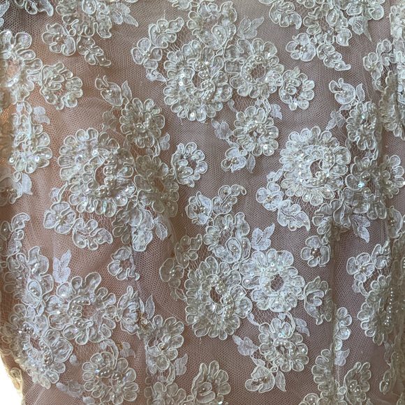 VINTAGE SAKS FRANK MASANDREA DIAMOND COLLECTION WEDDING GOWN WITH TIARA VEIL - Picture 6 of 16